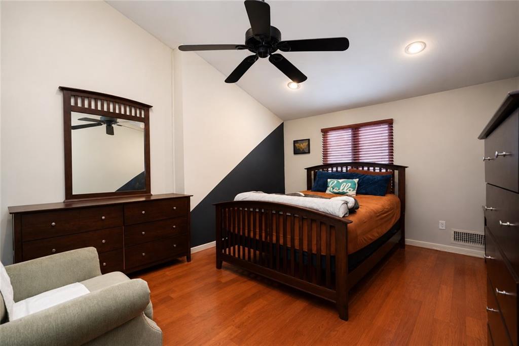 33 Regis Drive Graniteville Staten Island NY 10314