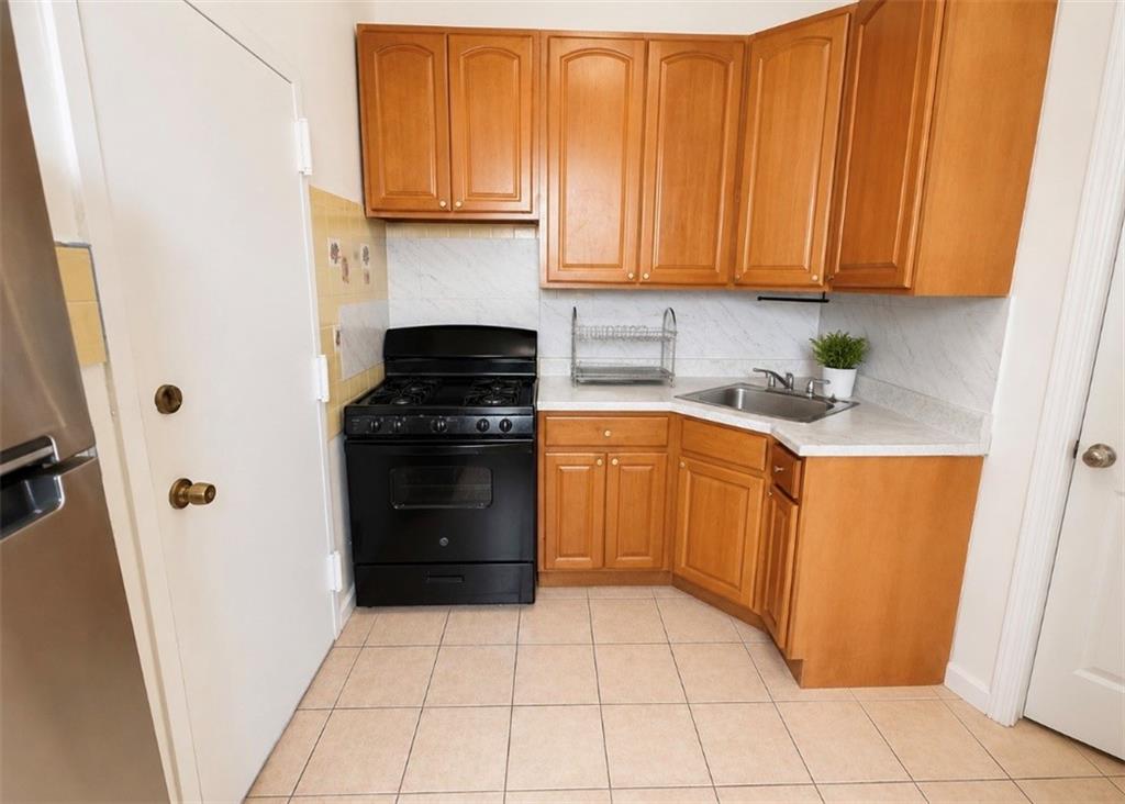 2805 Cropsey Avenue Bath Beach Brooklyn NY 11214
