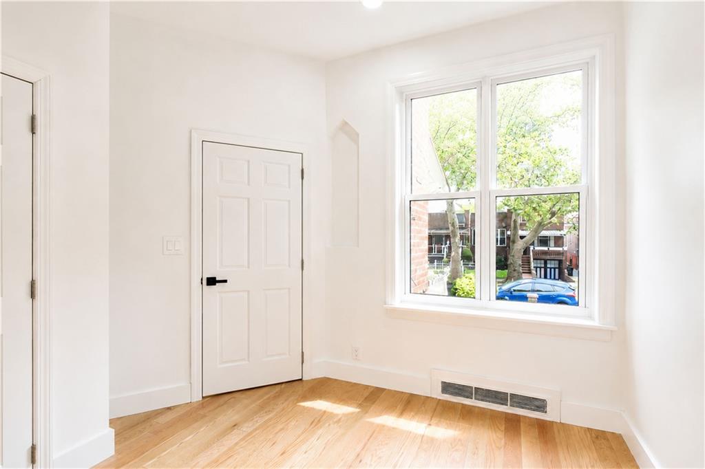 1410 East 52nd Street Flatlands Flatlands NY 11234
