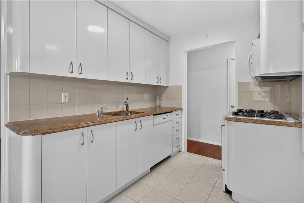 1122 East 57th Street Old Mill Basin Brooklyn NY 11234