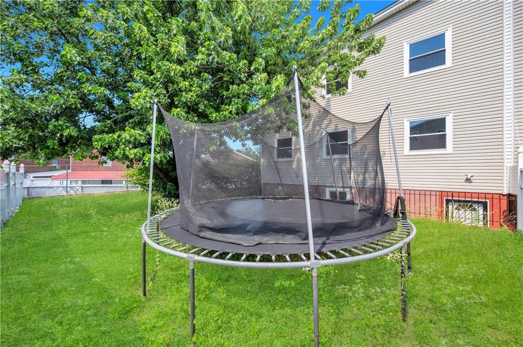 14014 Charles Lane Springfield Gardens NY 11413