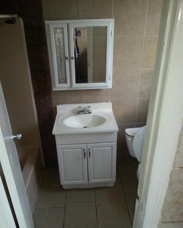 76 Grove Avenue Port Richmond Staten Island NY 10302