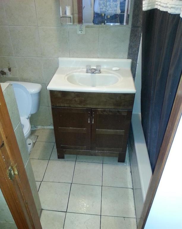76 Grove Avenue Port Richmond Staten Island NY 10302