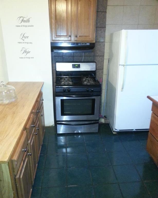 76 Grove Avenue Port Richmond Staten Island NY 10302