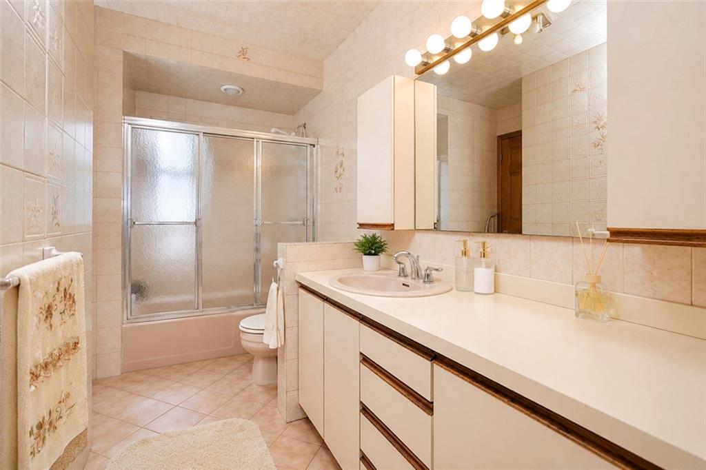4181 Richmond Avenue Eltingville Staten Island NY 10312