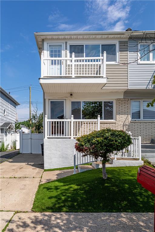 62 Mayberry Promenade Annadale Staten Island NY 10312