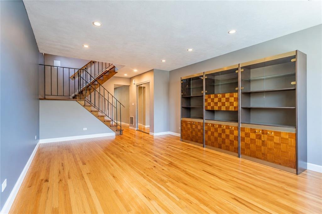 62 Mayberry Promenade Annadale Staten Island NY 10312