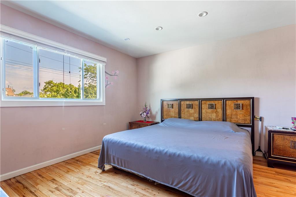 62 Mayberry Promenade Annadale Staten Island NY 10312