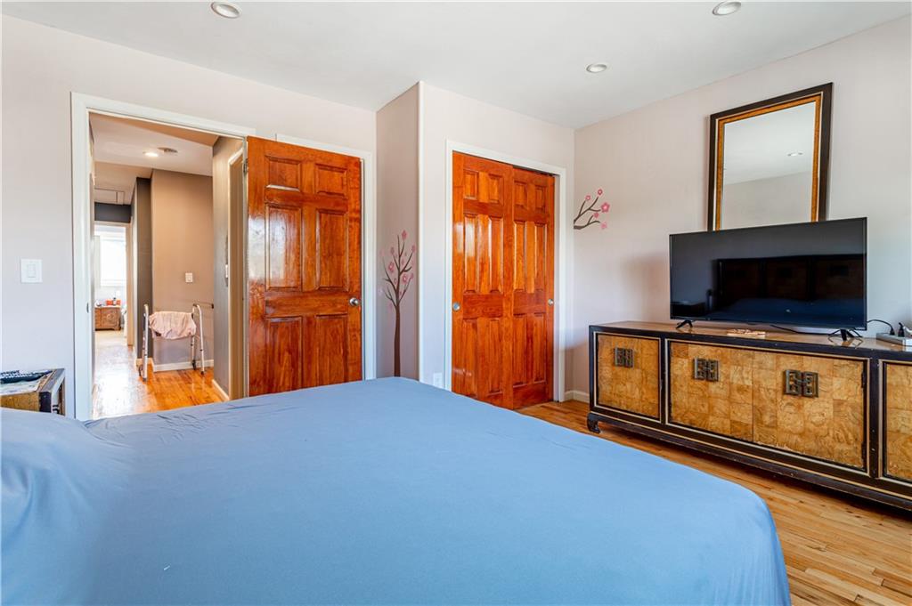 62 Mayberry Promenade Annadale Staten Island NY 10312