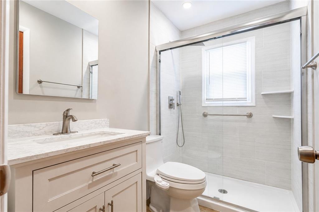 62 Mayberry Promenade Annadale Staten Island NY 10312