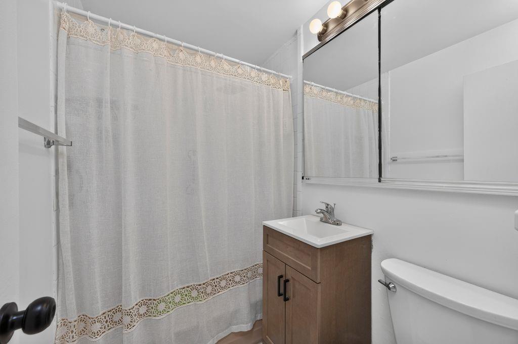 830 Howard Avenue Sunnyside Staten Island NY 10301