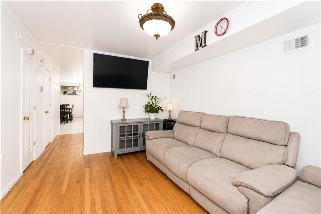 39 Gloria Court Westerleigh Staten Island NY 10302