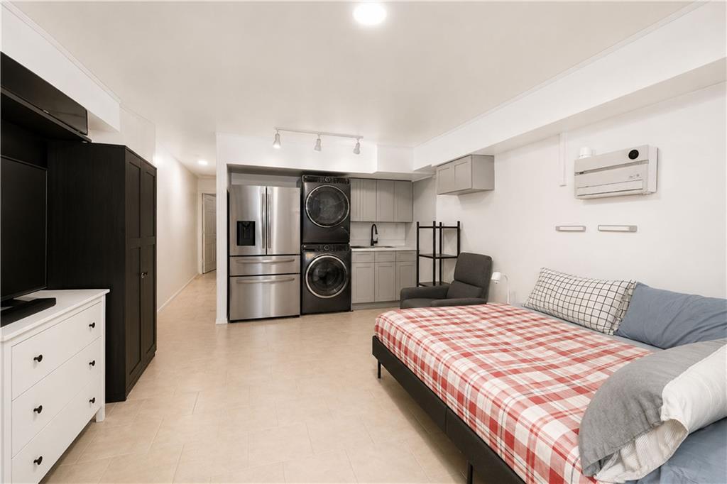 39 Gloria Court Westerleigh Staten Island NY 10302