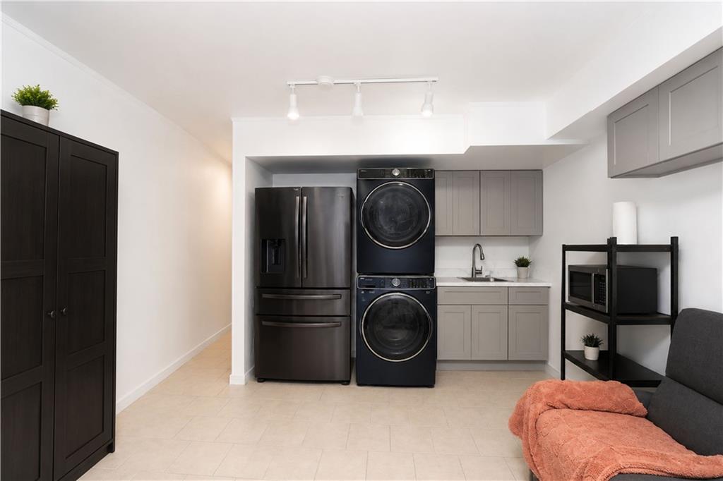 39 Gloria Court Westerleigh Staten Island NY 10302
