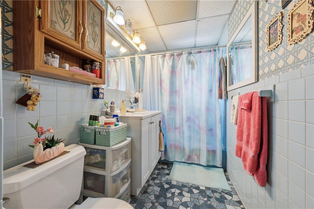 9023 210th Street Queens Village Queens Village NY 11428
