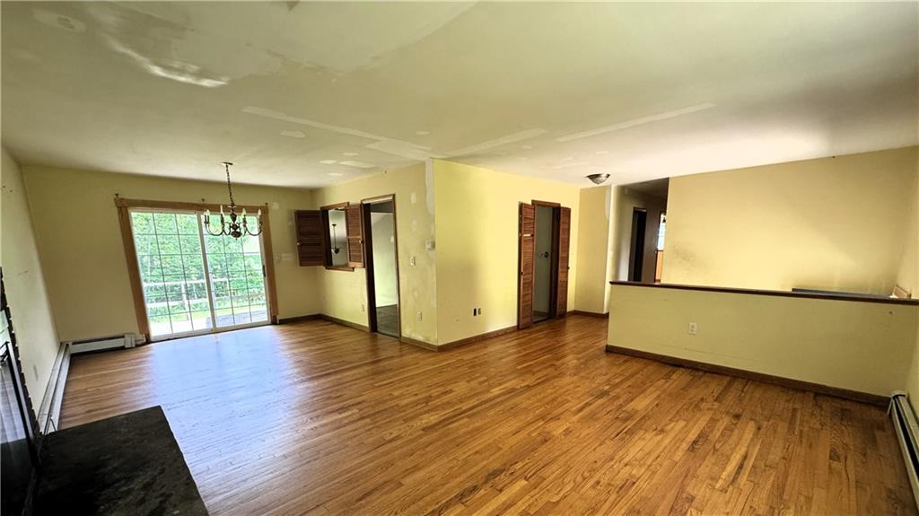 296 Greeves Road Out of NYC New Hampton NY 10958