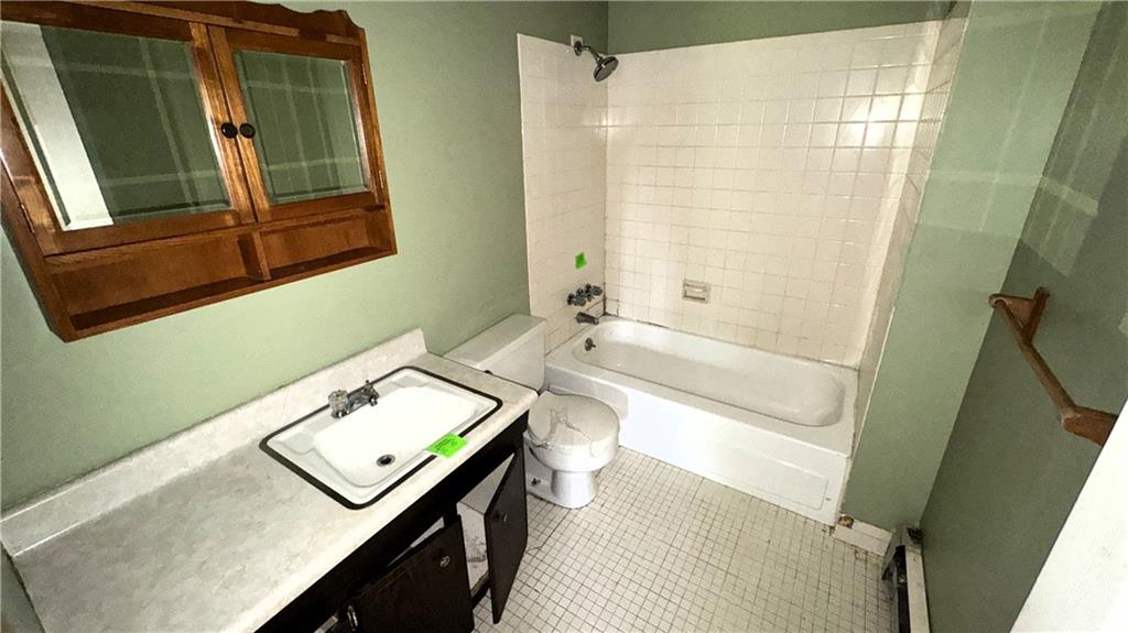 296 Greeves Road Out of NYC New Hampton NY 10958