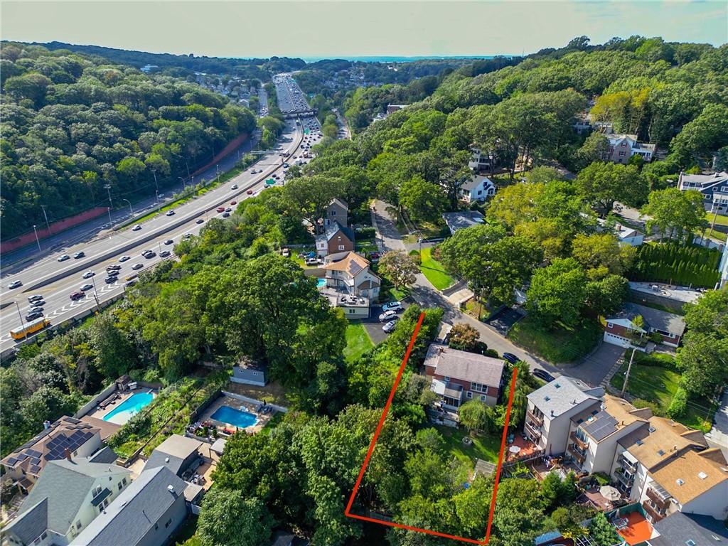 96 Longview Road Grymes Hill Brooklyn NY 10304