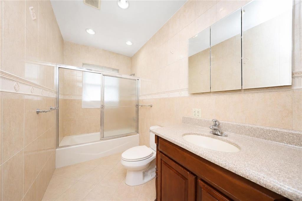 2118 East 26th Street Sheepshead Bay Brooklyn NY 11229