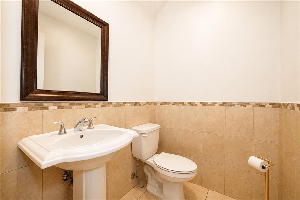 32 Wild Avenue Travis State Island NY 10314