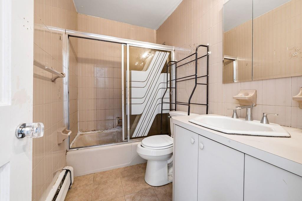 1859 78th Street Bensonhurst Brooklyn NY 11214
