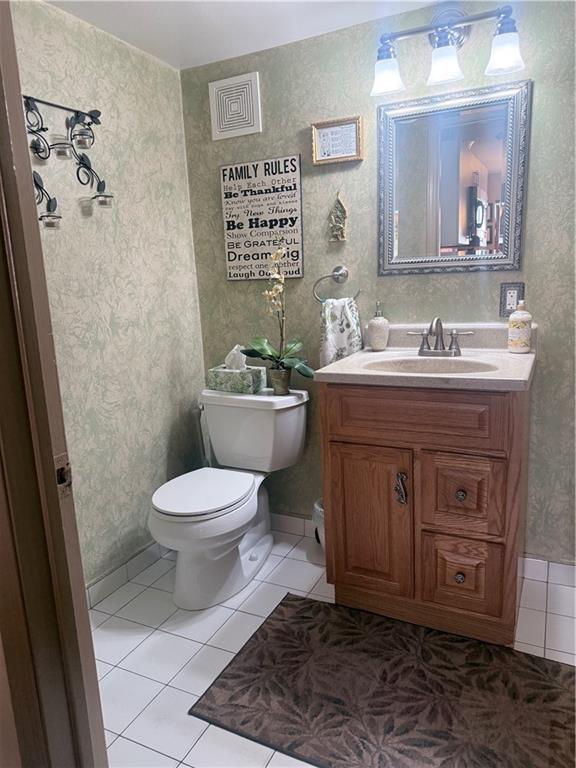 15 Phyllis Court Rossville Staten Island NY 10309