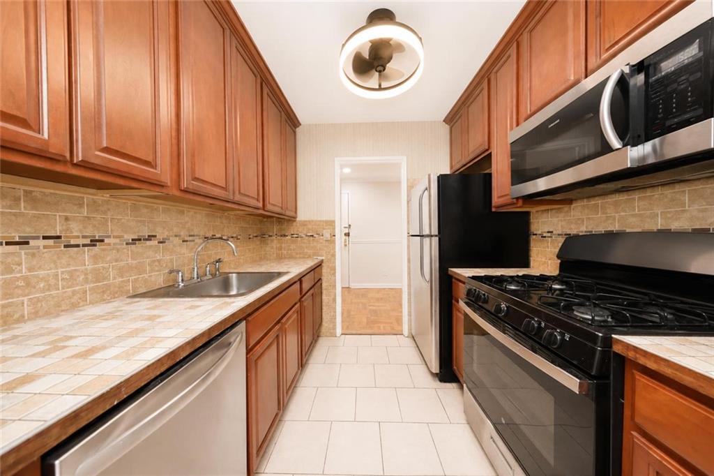 100 Colfax Avenue Grant City Staten Island NY 10306
