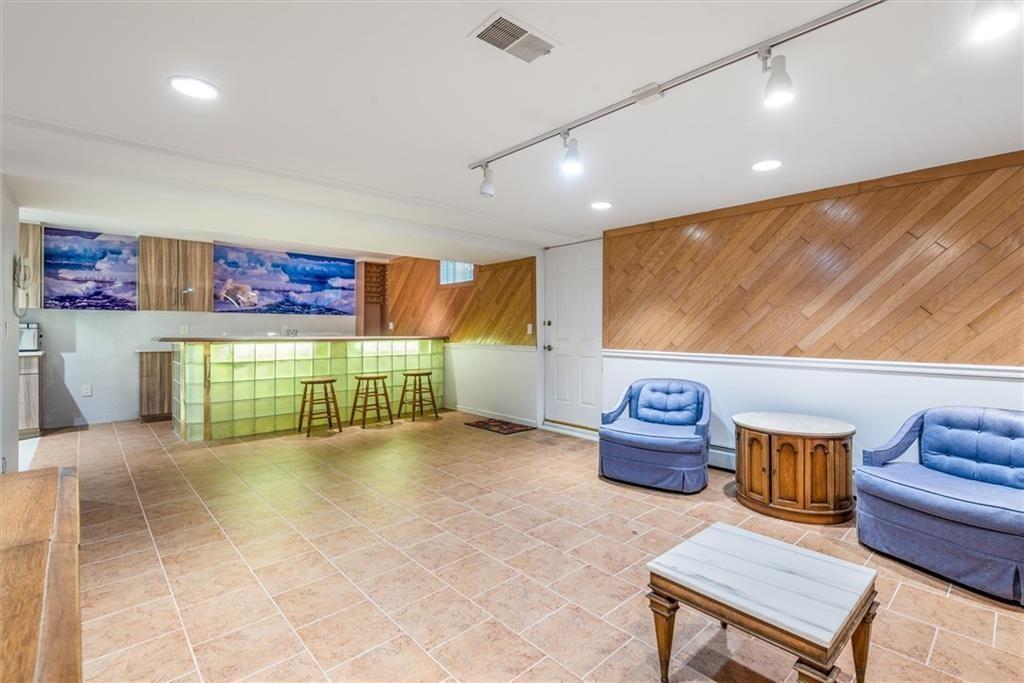 265 Barbara Street Brooklyn NY 10306