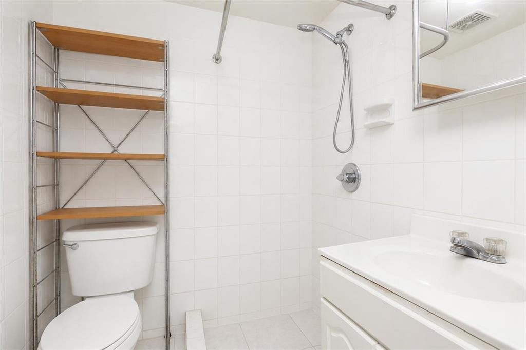 8614 Bay 16th Street Bath Beach Brooklyn NY 11214