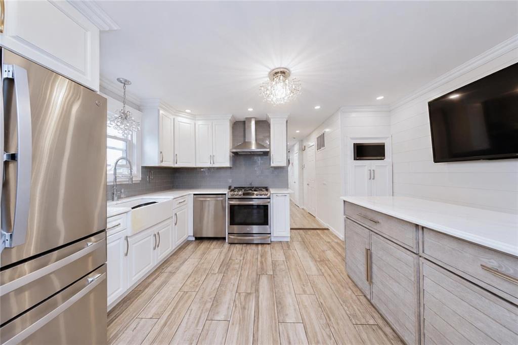 518 Tennyson Drive Eltingville Staten Island NY 10312