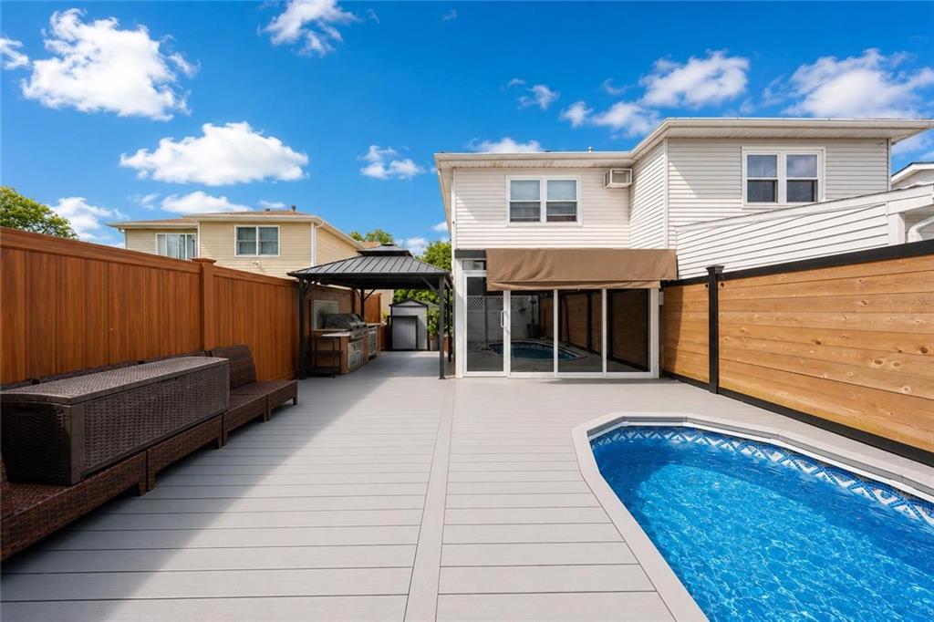 518 Tennyson Drive Eltingville Staten Island NY 10312