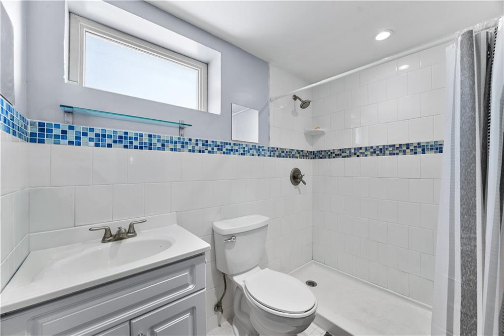 98 Wilder Avenue Richmond Town Staten Island NY 10306