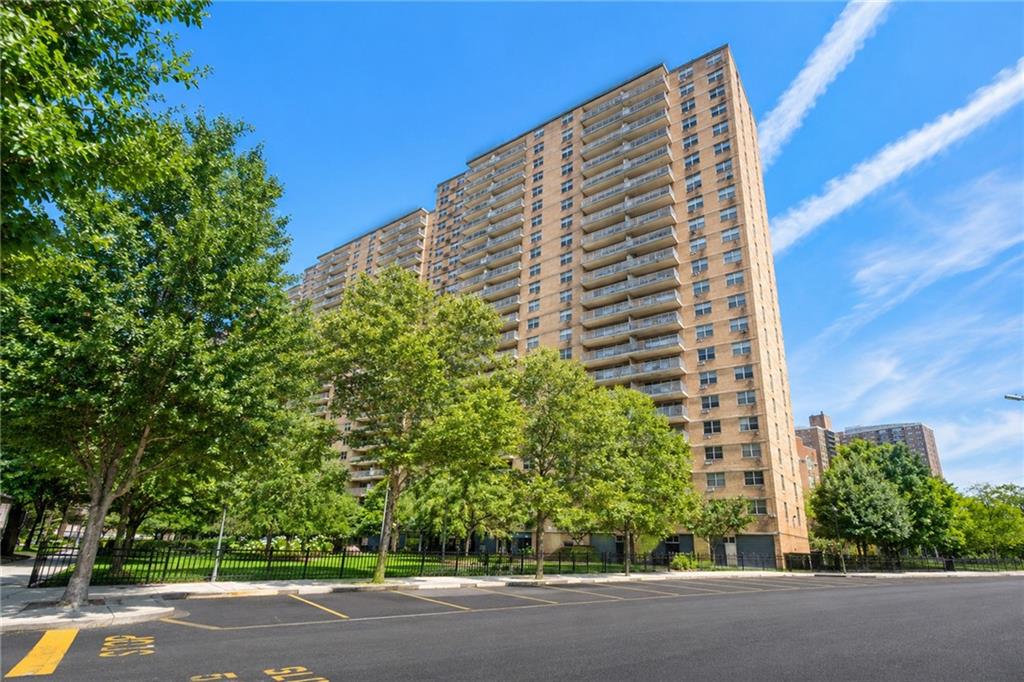 2915 West 5th Street Brighton Beach Brooklyn NY 11224