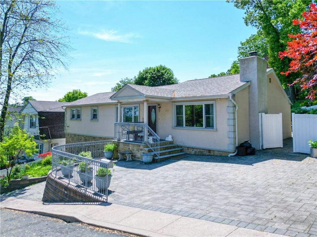 93 Centre Avenue Grymes Hill Staten Island NY 10304