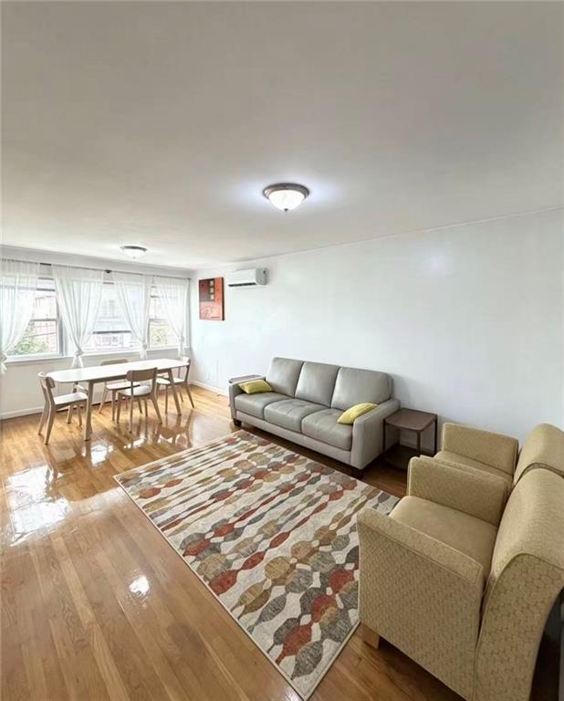 4327 215th Street Bayside Bayside NY 11361