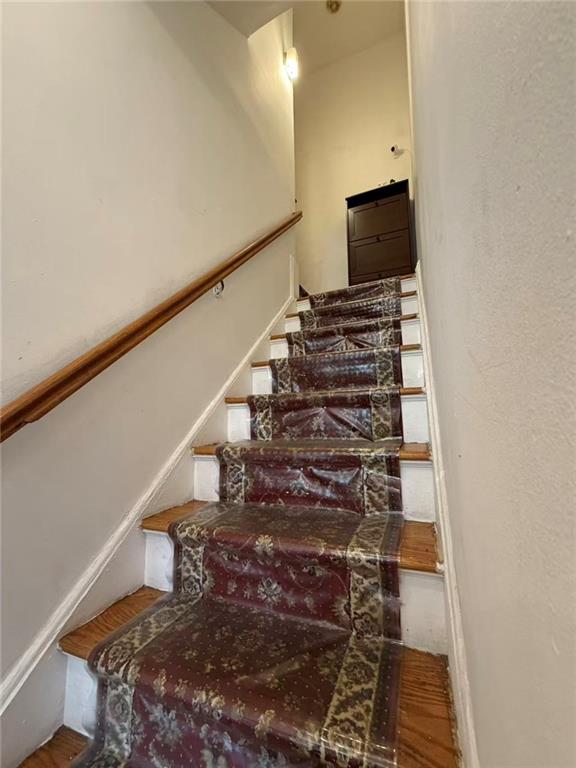 4327 215th Street Bayside Bayside NY 11361
