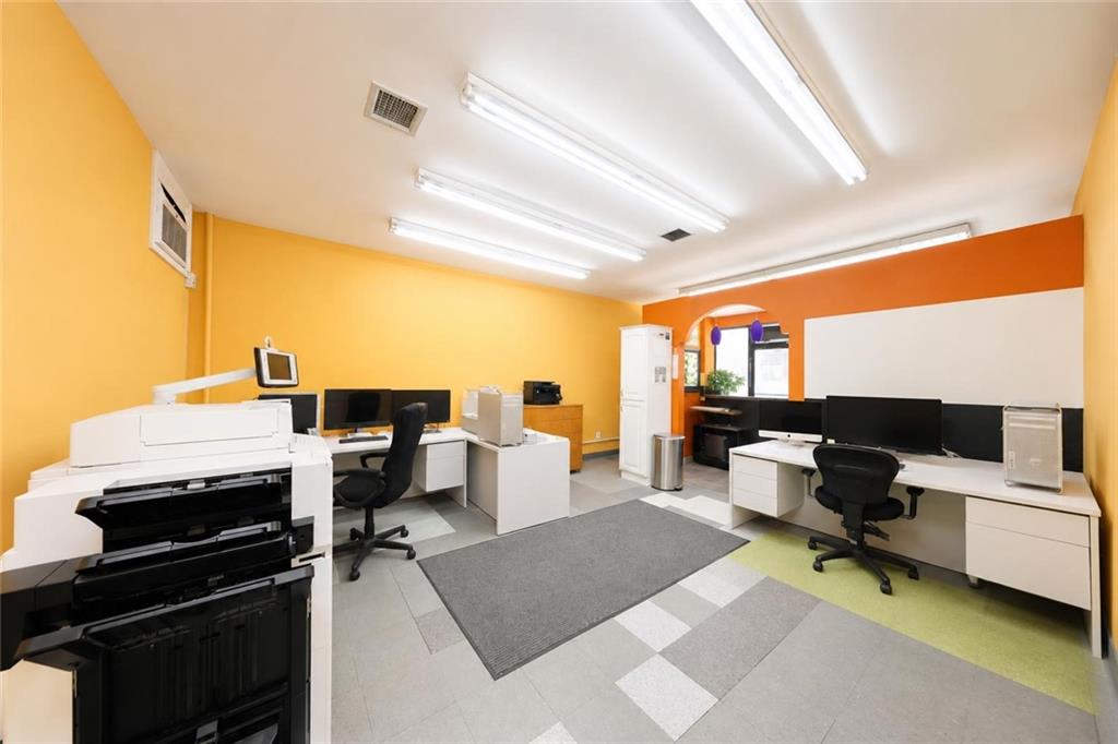 6308 Bay Parkway Borough Park Brooklyn NY 11204