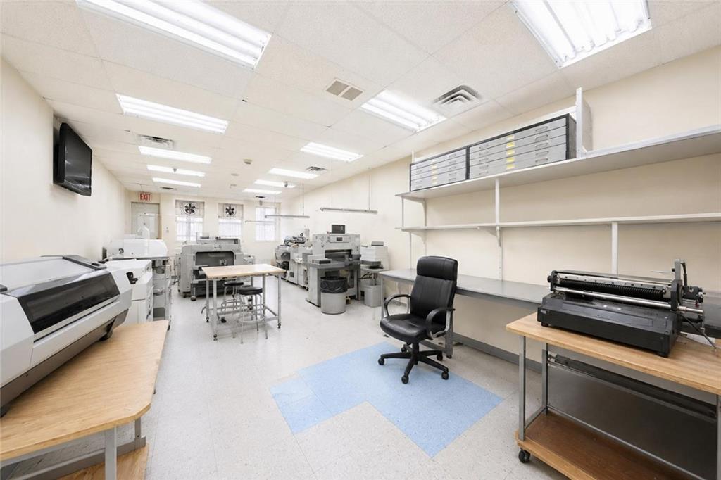 6308 Bay Parkway Borough Park Brooklyn NY 11204