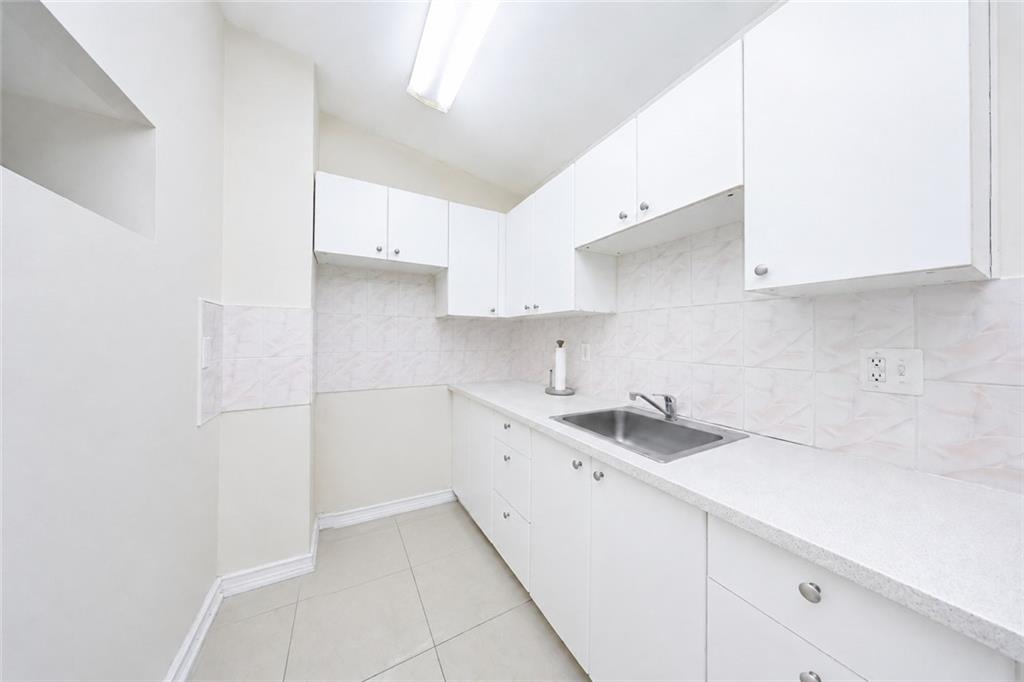 6308 Bay Parkway Borough Park Brooklyn NY 11204