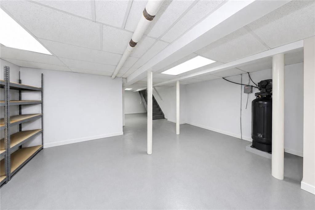 6308 Bay Parkway Borough Park Brooklyn NY 11204