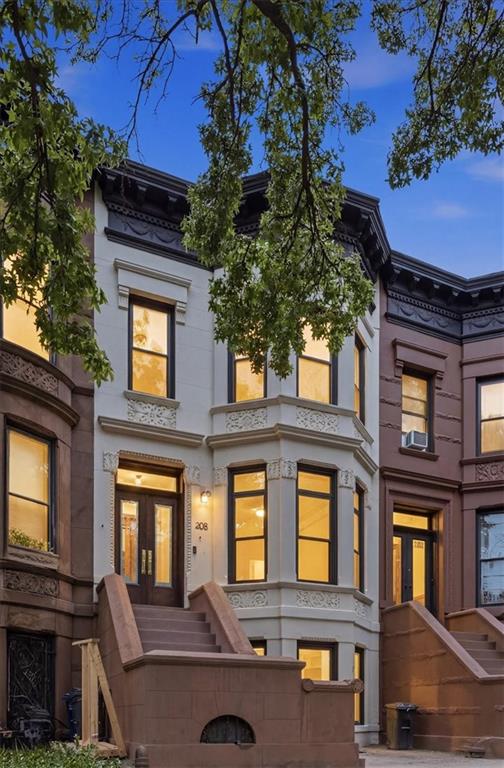 208 Lincoln Road Prospect Lefferts Gdns Brooklyn NY 11225