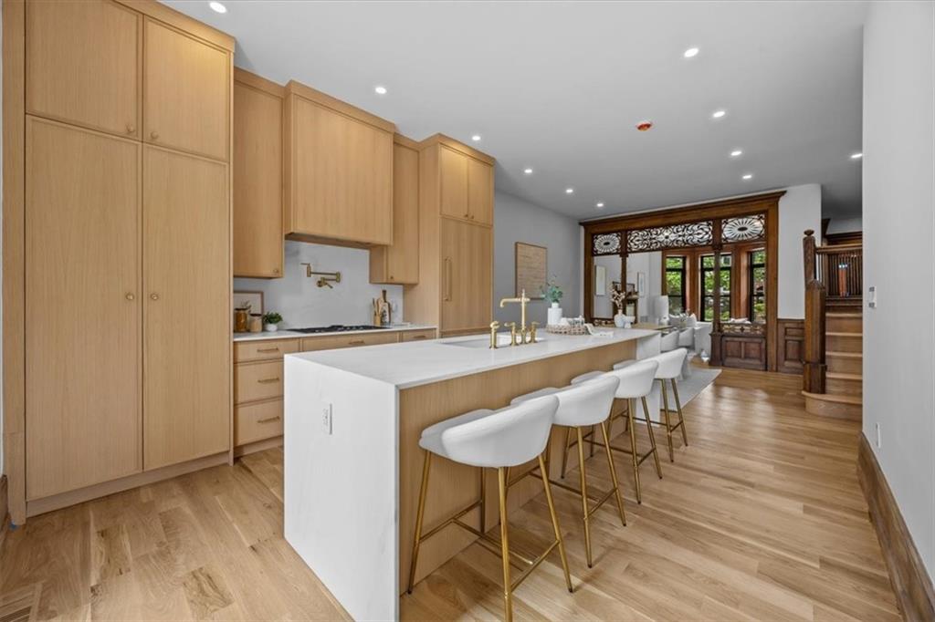208 Lincoln Road Prospect Lefferts Gdns Brooklyn NY 11225