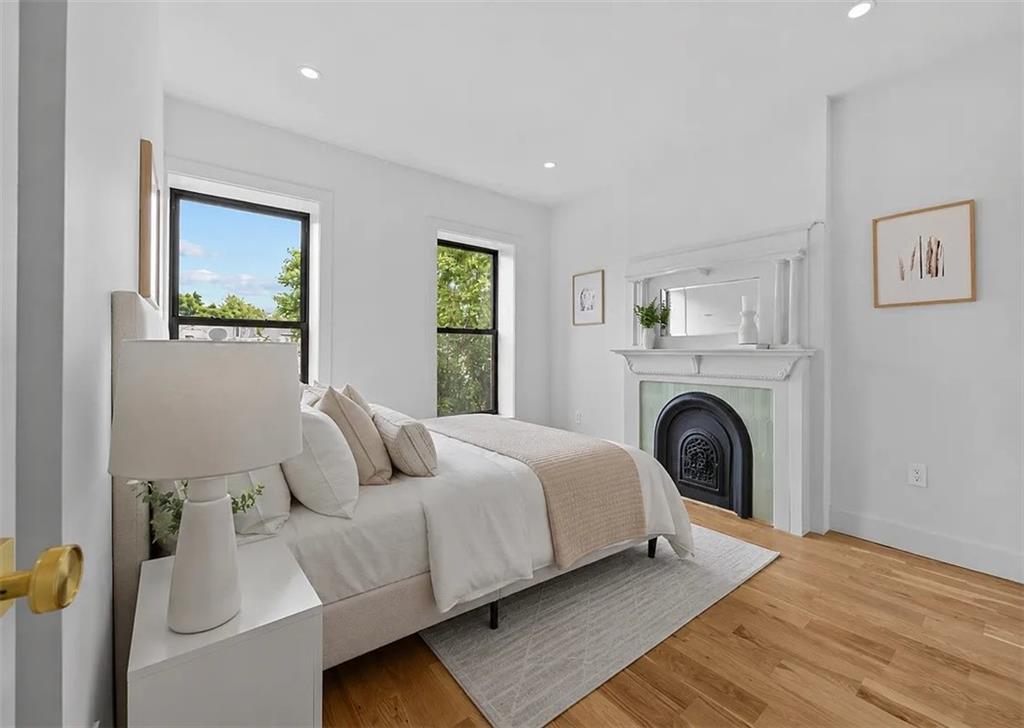 208 Lincoln Road Prospect Lefferts Gdns Brooklyn NY 11225