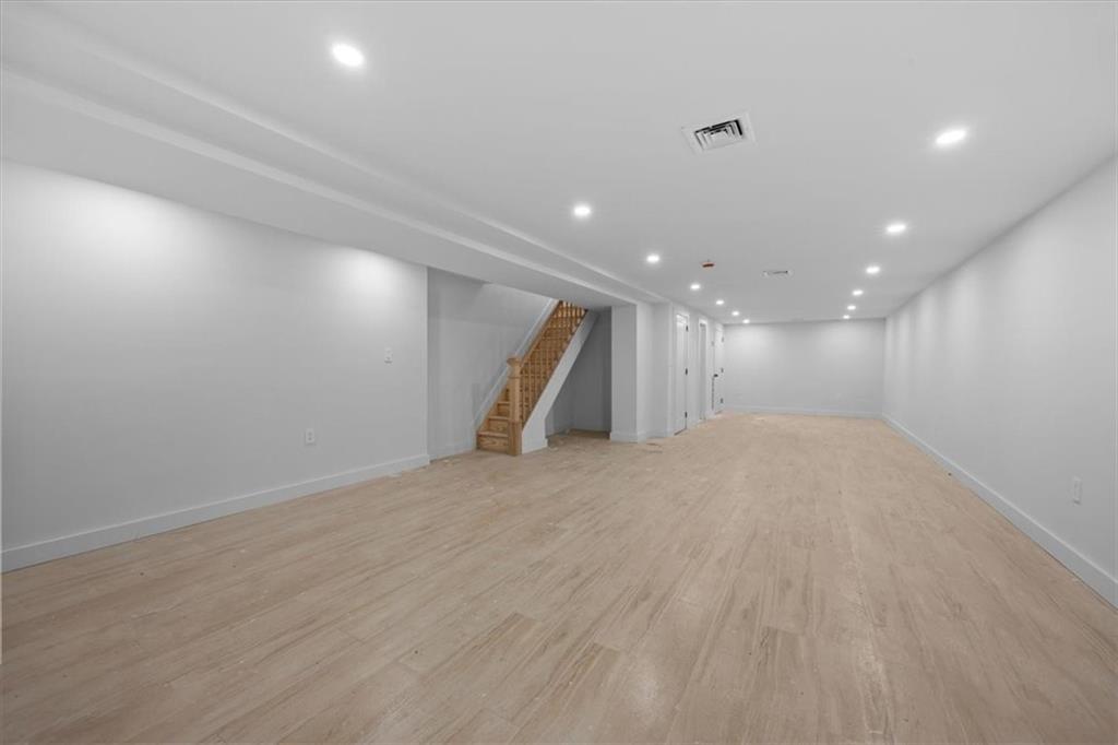 208 Lincoln Road Prospect Lefferts Gdns Brooklyn NY 11225