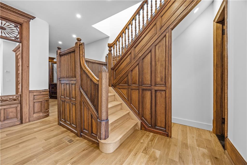 208 Lincoln Road Prospect Lefferts Gdns Brooklyn NY 11225