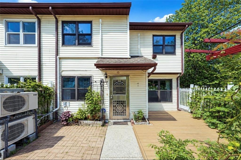 200A Pierce Street Concord Staten Island NY 10304
