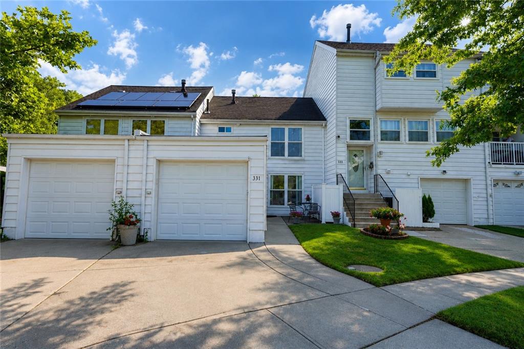 331 Hampton Green Arden Heights Staten Island NY 10312