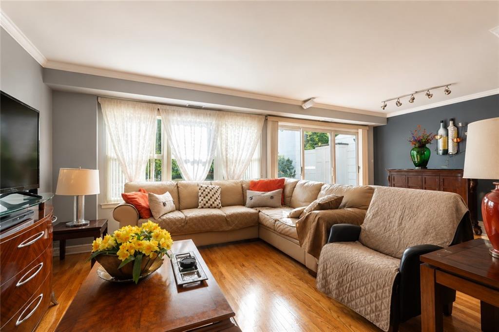331 Hampton Green Arden Heights Staten Island NY 10312