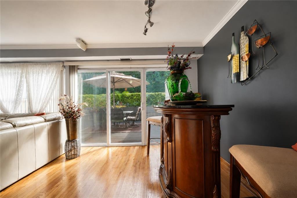 331 Hampton Green Arden Heights Staten Island NY 10312