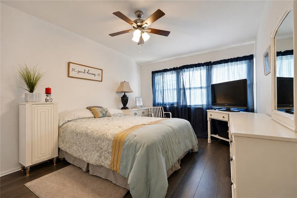 331 Hampton Green Arden Heights Staten Island NY 10312